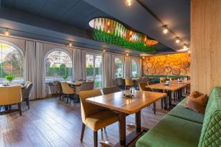 Hotel Restaurant Pollmanns - Ernst - 1