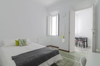 C11 - Cosy 7 Bedrooms in Plaza Merced - Málaga - 2