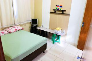 Casa com Churrasqueira e Piscina em Camacari BA - 2