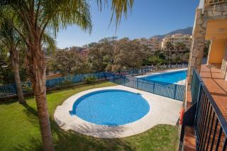 C43 - Family House with Terrace and Shared Pool - Benalmádena - 2