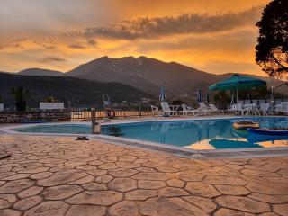 Chakalaka Resort - Vlikhon - 0