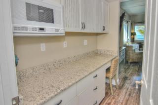 Bungalow Beach Place 5 - Clearwater Beach - 2