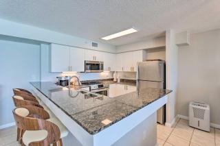 Beachfront Fort Walton Beach Condo with Pool Access! - Fort Walton Beach - 1