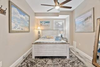 Unit C back lower unit Surfers Hideway Parking Near Lighthouse - Brigantine - 3