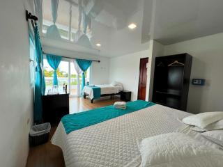 Hotel Cally - Puerto Villamil - 8