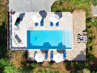 Villa Jazz Rock with Large Private Pool - Gouvia - 3