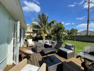 Hot tub, tiki bar, outdoor shower, near Intercoastal Waterway! - West Palm Beach - 5