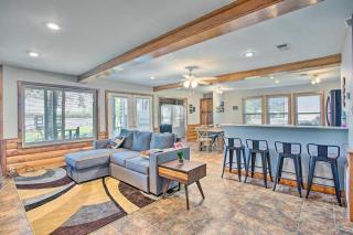 Waterfront Yantis Retreat with Deck and Zipline! - Yantis - 1