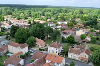 Maison de charme à Mézos avec jardin et terrasse - 1