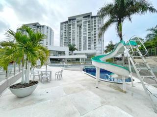Exclusive and Comfortable Apartment in the Best Area of Pereira By Parceros Group - Pereira - 9