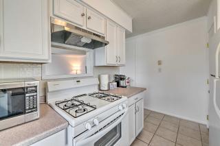 Brigantine Condo with Gas Grill - Walk to Beach! - Brigantine - 3