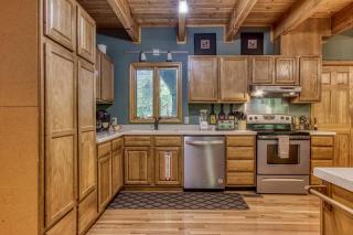 Mountain Lake Lodge, Hot Tub, Theater Room, 560 FREE tickets each paid day!!! - Sevierville - 4