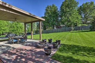 Spacious Omaha Home with Expansive Yard and Patio - 8