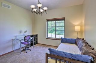 Spacious Omaha Home with Expansive Yard and Patio - 6