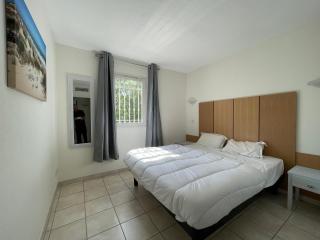 Appartement 321 avec deux chambres - LES SUITES DE ROBINSON - Résidence avec piscine en bord de Siagne, à Mandelieu-La-Napoule - Mandelieu La Napoule - 4