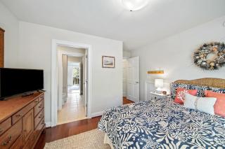 Bethany West -- 719 Fenwood - 7