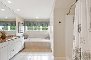 Bethany West -- 719 Fenwood - 1