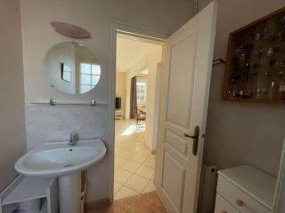 Villa 5 pièces avec jardin, à 400m de la plage et 600m des commerces, wifi et barbecue inclus - FR-1-361-20 - 5