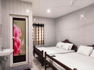 Sree Shanmuga Residency - Vagamon - 8