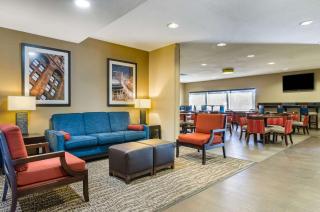 Comfort Inn & Suites Kansas City - Northeast - Kansas City - 7
