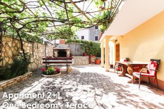 Relax Apartments - Big Terace & Grill - 3