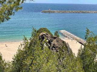 Lovely 2 bedroom with a pool in front of the beach - Sesimbra - 8
