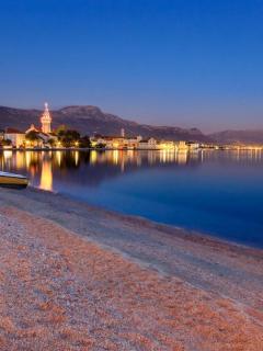 Apartment Angels - 9