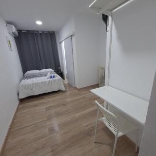 Hostal Vara Madrid - Madrid - 8