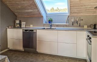 Cozy Apartment In Mandal With Wifi - Mandal - 3