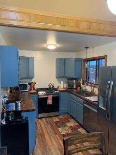 Fully updated Truckee cabin with plenty of beds - Truckee - 8