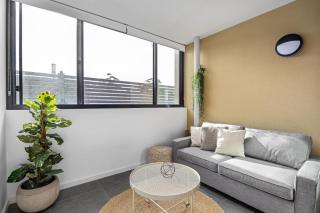 Wattle Beachside Apartment - McCrae - 9