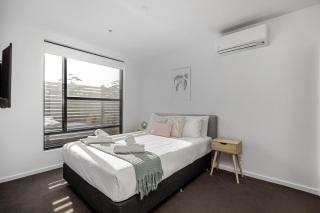 Wattle Beachside Apartment - 4