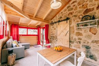 Dreamy Stone House - Pesádha - 5