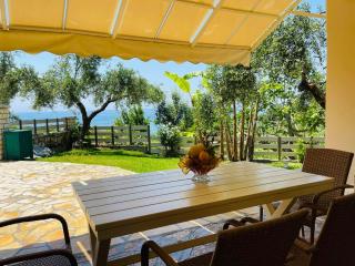 Triantis Apartments - Ligia - 0
