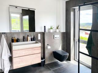 The View Suite - 7