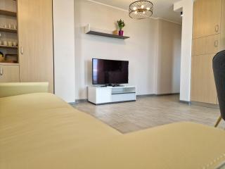 PANORAMIC ApartHotel Pool & Spa Mamaia Nord - 1