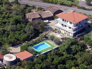 Cozy Etna Apartment with Pool - 3