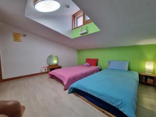 Tongyeong One Guesthouse - Tongyeong - 1