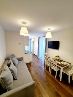 Villa Loebel 1881 Annex Building - 1