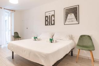 Functional & Central Flat with Netflix - Bari - 0