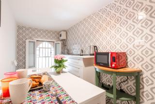 Functional & Central Flat with Netflix - Bari - 7