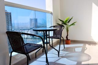 Chic Penthouse Studio with Skyline Views - Dubai - 7