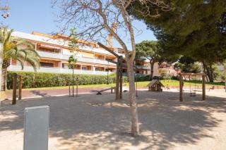 Beachfront Sunny Apartment , Sea & Mountain View - Castelldefels - 1