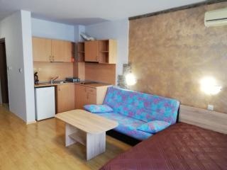 Lovely Studio in a Complex with a Pool by Flat Mаnаger - Sveti Vlas - 8