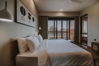 NEW 4 BR 5 MIN WALK TO BERAWA BEACH ENCLOSED LIVNG - Canggu - 6