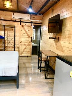 The Loft Resort Kabin Buri - Kabin Buri - 3