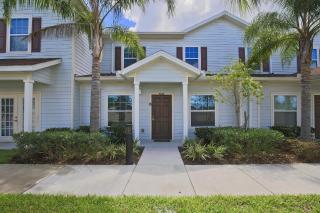 Luxury 3 Bedroom Townhouse, Comfortable Sleeps 8 Super Close To Disney! - Kissimmee - 8