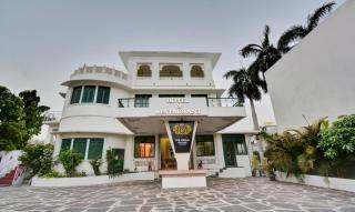 Treebo The Regal House, Near Fateh Sagar Lake - Udaipur - 0
