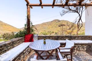 Traditional Village House On Kea - 2