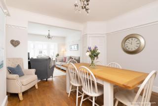 6 Woodville - The Mumbles - 7